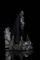 DC Comics Deluxe Art Scale Statue 1/10 Batman Unleashed